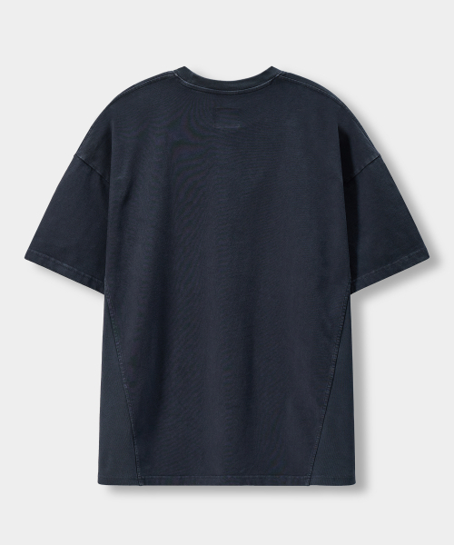 DIMITRI BLACK(ディミトリブラック)の「VLAD ターンオーバーアートワークロゴラグビーシャツ半袖Tシャツ_3 COLOR(Tシャツ/カットソー・レディース・ネイビー/ダークグレー/ブラック・LARGE/X-LARGE/MEDIUM)」の17枚目の写真