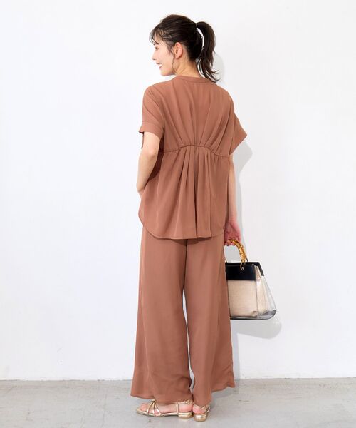 le.coeur blanc（ルクールブラン）の「ジョーゼットブラウス×パンツセット（ワンピース・レディース・キャメル/ブラック・38）」の9枚目の写真