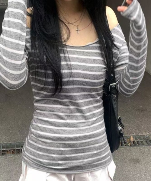 boemy(ボエミー)の「ボートネック ボーダー ロングTシャツ(Tシャツ/カットソー・レディース・グレー/ブラック・FREE)」の9枚目の写真