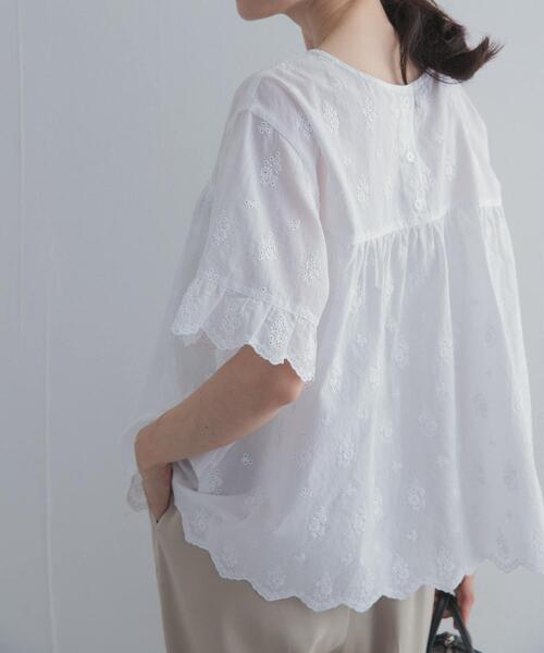 URBAN RESEARCH DOORS（アーバンリサーチドアーズ）の「アイレットレース2wayブラウス（シャツ/ブラウス・レディース・ブラック/ミント/オフホワイト・FREE）」の4枚目の写真