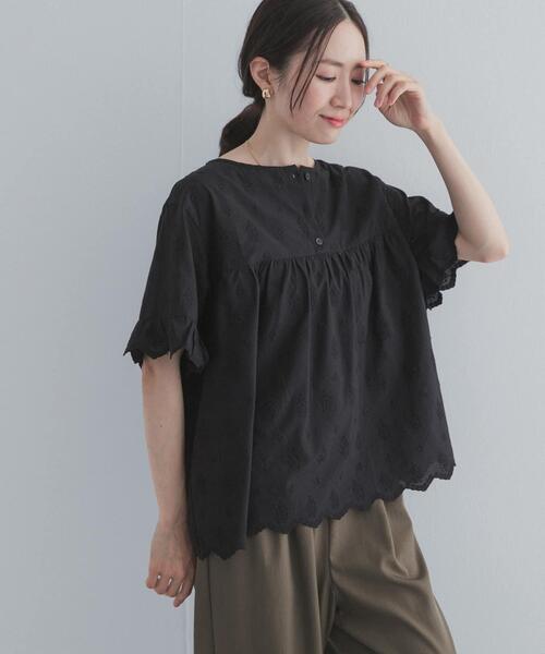 URBAN RESEARCH DOORS（アーバンリサーチドアーズ）の「アイレットレース2wayブラウス（シャツ/ブラウス・レディース・ブラック/ミント/オフホワイト・FREE）」の20枚目の写真