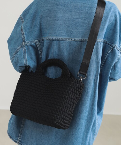 Demi-Luxe BEAMS(デミルクス ビームス)の「NAGHEDI / St. Barths Small トートバッグ(トートバッグ・レディース・ブラック/レッド・ONE SIZE)」の1枚目の写真