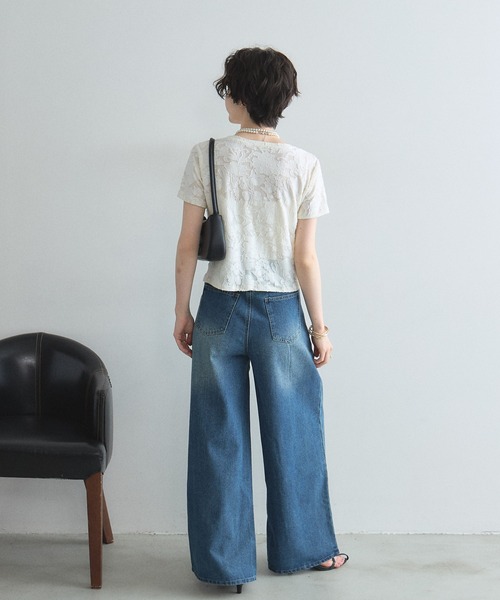 &. NOSTALGIA(アンドドットノスタルジア)の「花柄オパール半袖Tシャツ(Tシャツ/カットソー・レディース・アイボリー/ブラック・FREE)」の5枚目の写真