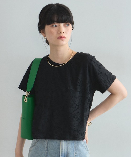 &. NOSTALGIA(アンドドットノスタルジア)の「花柄オパール半袖Tシャツ(Tシャツ/カットソー・レディース・アイボリー/ブラック・FREE)」の9枚目の写真