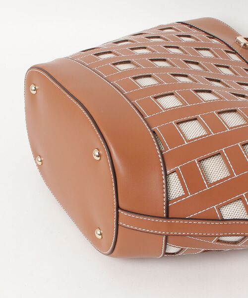 Guess(ゲス)の「FRANKIE Tote トートバッグ(トートバッグ・レディース・ブラック・ONE SIZE)」の13枚目の写真