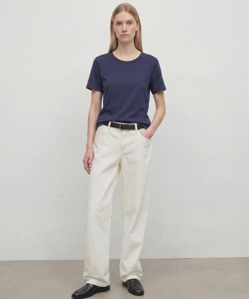 KIMDOH(キムド)の「Corta Cotton T-shirt(Tシャツ/カットソー・レディース・ブラック/ライトグレー/スカイブルー/ネイビー/アイボリー/カーキ・FREE)」の13枚目の写真