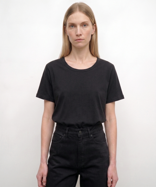 KIMDOH(キムド)の「Corta Cotton T-shirt(Tシャツ/カットソー・レディース・ブラック/ライトグレー/スカイブルー/ネイビー/アイボリー/カーキ・FREE)」の14枚目の写真
