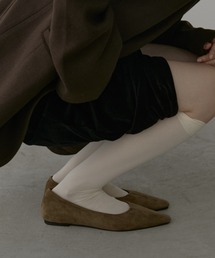 ポインテッドトゥスウェードパンプス
