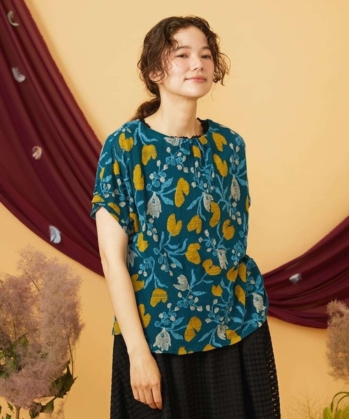 Jocomomola(ホコモモラ)の「【日本製】Aves ジャカードカットソープルオーバー(Tシャツ/カットソー・レディース・ベージュ/ブルー・40)」の5枚目の写真