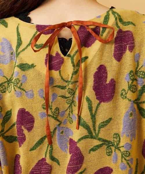 Jocomomola(ホコモモラ)の「【日本製】Aves ジャカードカットソープルオーバー(Tシャツ/カットソー・レディース・ベージュ/ブルー・40)」の18枚目の写真