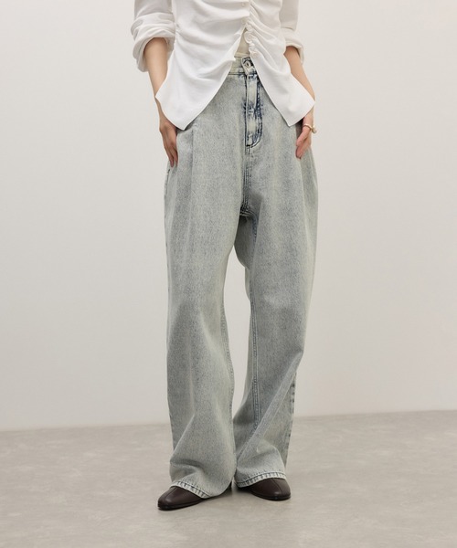 ADAM ET ROPE'(アダムエロペ)の「【WEB限定】ポケットタックセミワイドデニム(デニムパンツ・レディース・ネイビー/ブルー系その他6・38/36/34)」の11枚目の写真