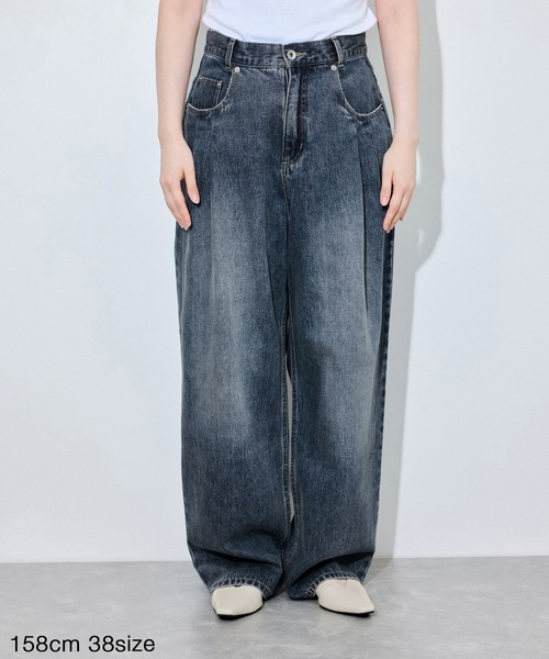 ADAM ET ROPE'(アダムエロペ)の「【WEB限定】ポケットタックセミワイドデニム(デニムパンツ・レディース・ネイビー/ブルー系その他6・38/36/34)」の14枚目の写真