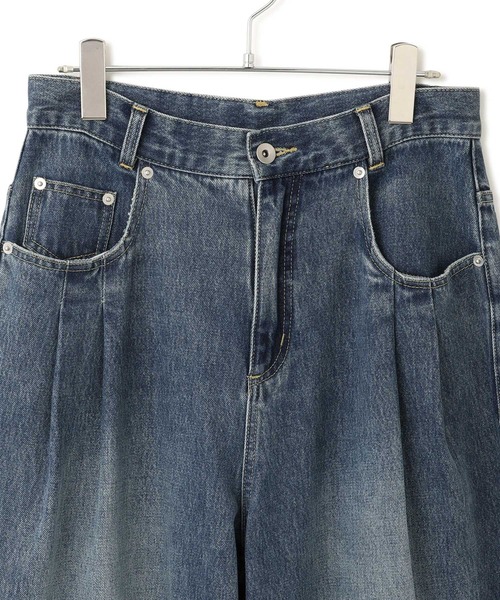 ADAM ET ROPE'(アダムエロペ)の「【WEB限定】ポケットタックセミワイドデニム(デニムパンツ・レディース・ネイビー/ブルー系その他6・38/36/34)」の17枚目の写真