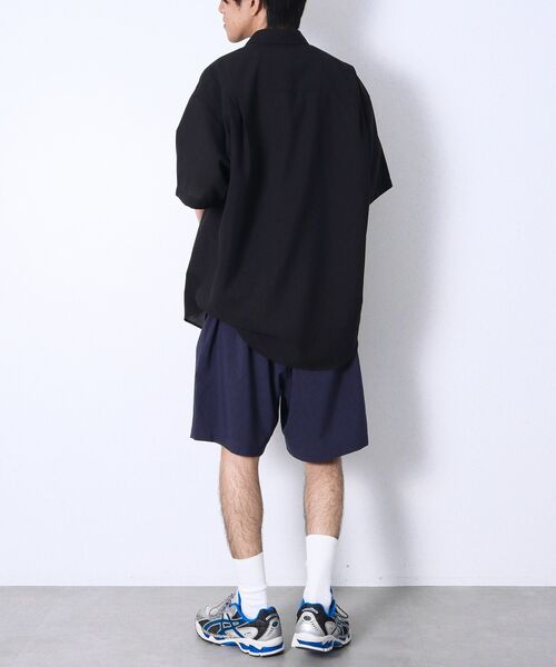 CRAFT STANDARD BOUTIQUE(クラフトスタンダードブティック)の「タックイージーショートパンツ(その他パンツ・メンズ・ライトブラウン/チャコールグレー/ネイビー・L/M)」の16枚目の写真