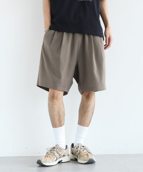CRAFT STANDARD BOUTIQUE(クラフトスタンダードブティック)の「タックイージーショートパンツ(その他パンツ・メンズ・ライトブラウン/チャコールグレー/ネイビー・L/M)」の17枚目の写真