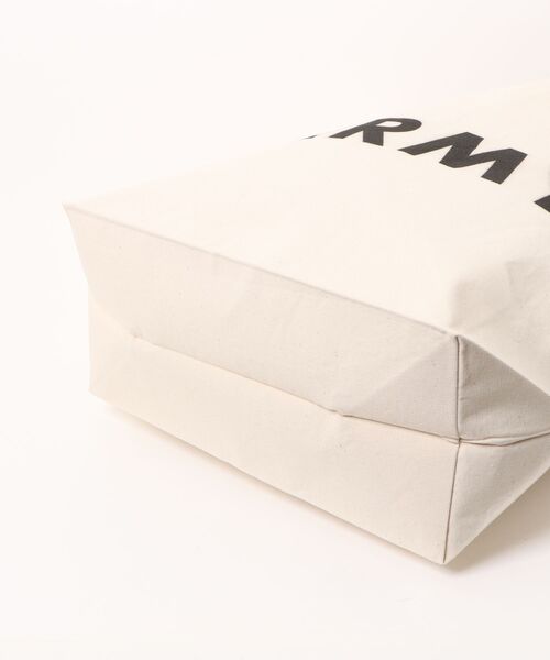 Ol' Basics（オールベーシックス）の「Ol' Basics（オール・ベーシックス） トートバッグ キャンバス ARMY ロゴ プリント 鞄 BAG アメカジ ミリタリー メンズ レディース ユニセックス Lサイズ（トートバッグ・レディース・ナチュラル・FREE）」の4枚目の写真