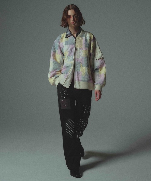 amok(アモク)の「STUDS PATCHED PANTS(その他パンツ・メンズ・ネイビー/ミント・S/M/L)」の13枚目の写真