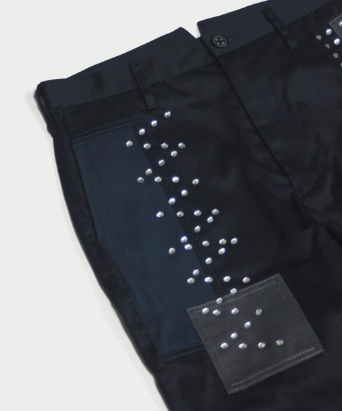 amok(アモク)の「STUDS PATCHED PANTS(その他パンツ・メンズ・ネイビー/ミント・S/M/L)」の6枚目の写真