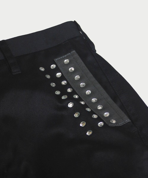 amok(アモク)の「STUDS PATCHED PANTS(その他パンツ・メンズ・ネイビー/ミント・S/M/L)」の4枚目の写真