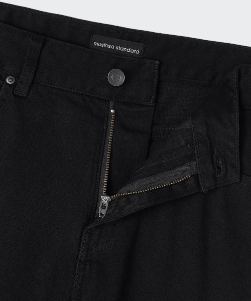 MUSINSA STANDARD WOMAN（ムシンサスタンダードウーマン）の「ウィメンズエッセンシャルワイドデニムパンツ[ブラック]（デニムパンツ・レディース・その他・27/26/25/24/32/23/30/29/28）」の4枚目の写真