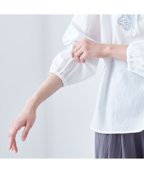 MOOMIN(ムーミン)の「刺しゅうブラウス「ムーミン」(シャツ/ブラウス・レディース・ホワイト・S/M/L/LL)」の9枚目の写真