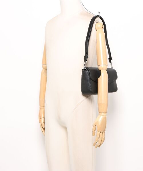 MICHAEL KORS(マイケルコース)の「KACEY MD CONV FLAP SHLDR(ショルダーバッグ・レディース・ブラック・FREE)」の5枚目の写真