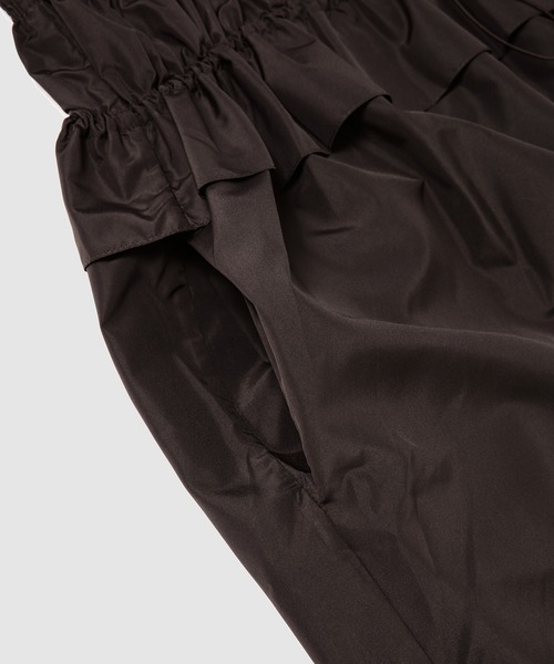 CECILIE BAHNSEN(セシリー バンセン)の「LONG DRESS WITH SMOCKED BODICE AND PEPLUM DETAIL(ワンピース・レディース・ブラウン・6/8)」の10枚目の写真