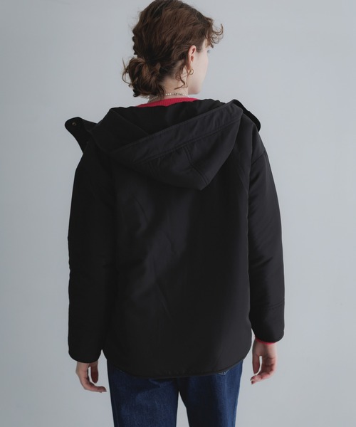 URBAN RESEARCH Sonny Label(アーバンリサーチサニーレーベル)の「リバーシブルボア撥水ショートコート(その他アウター・レディース・ブラック/チャコールグレー/アイボリー・FREE)」の6枚目の写真