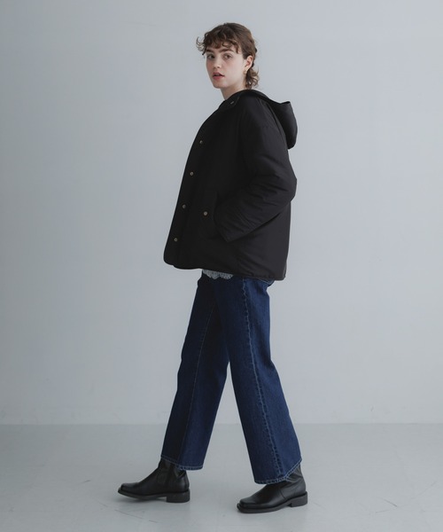 URBAN RESEARCH Sonny Label(アーバンリサーチサニーレーベル)の「リバーシブルボア撥水ショートコート(その他アウター・レディース・ブラック/チャコールグレー/アイボリー・FREE)」の8枚目の写真