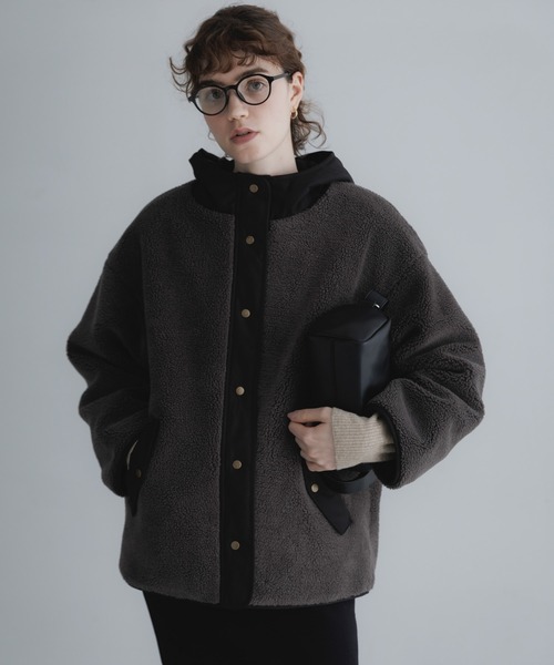 URBAN RESEARCH Sonny Label(アーバンリサーチサニーレーベル)の「リバーシブルボア撥水ショートコート(その他アウター・レディース・ブラック/チャコールグレー/アイボリー・FREE)」の19枚目の写真