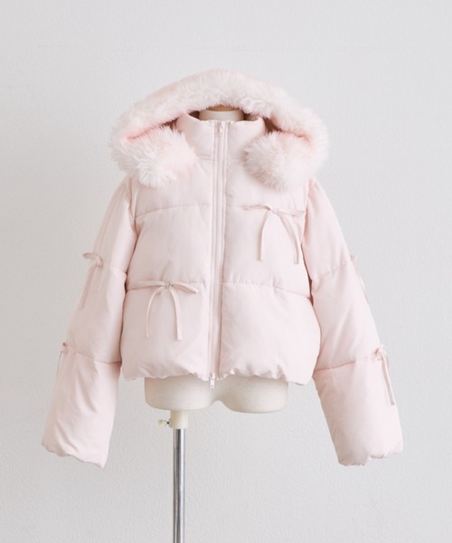 OLIVE des OLIVE(オリーブデオリーブ)の「Snow fur ショートエコダウン(ダウンジャケット/コート・レディース・アイボリー/ピンク/ブラック/ドット・FREE)」の3枚目の写真
