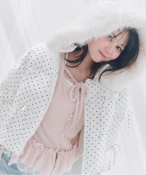 OLIVE des OLIVE(オリーブデオリーブ)の「Snow fur ショートエコダウン(ダウンジャケット/コート・レディース・アイボリー/ピンク/ブラック/ドット・FREE)」の9枚目の写真