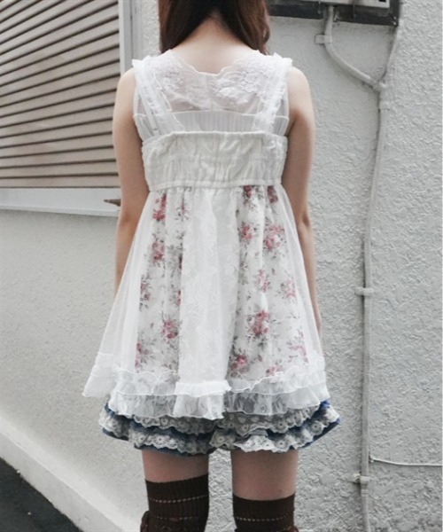 myu:loret(ミュウロレット)の「ミニフラワーキャミチュニック(チュニック・レディース・ブラック/ホワイト・FREE)」の4枚目の写真