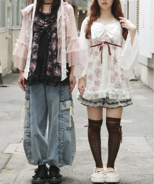 myu:loret(ミュウロレット)の「ミニフラワーキャミチュニック(チュニック・レディース・ブラック/ホワイト・FREE)」の11枚目の写真