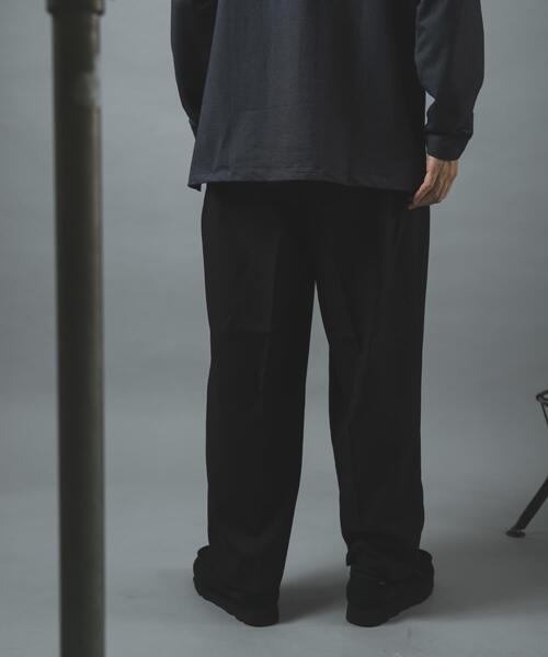 ITEMS URBANRESEARCH（アイテムズ アーバンリサーチ）の「ウールライク2プリーツトラウザー（その他パンツ・メンズ・ベージュ/ダークグレー/ブラック・LARGE/MEDIUM）」の8枚目の写真