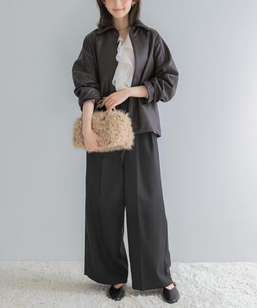 URBAN RESEARCH ROSSO WOMEN(アーバンリサーチ ロッソ)の「タックデザインパンツ(その他パンツ・レディース・ブラック/ライトベージュ・36/38)」の4枚目の写真