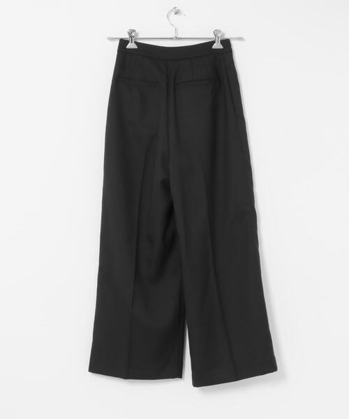 URBAN RESEARCH ROSSO WOMEN(アーバンリサーチ ロッソ)の「タックデザインパンツ(その他パンツ・レディース・ブラック/ライトベージュ・36/38)」の20枚目の写真