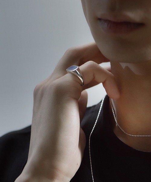 quip queint(クイップクエイント)の「【quip queint】palette ring/パレット リング QU320/QU321/QU322/QU323(リング・レディース・ブルー/ブラック系1/グリーン/ホワイト系1・15 /13/11/9)」の12枚目の写真