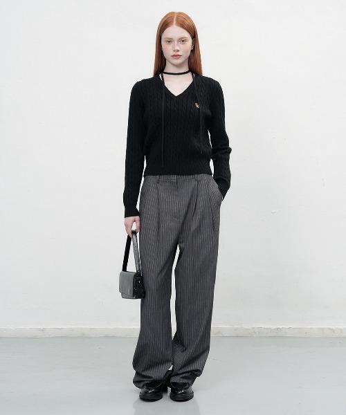 GENERAL IDEA(ジェネラルアイデア)の「【GENERAL IDEA】GNRLロゴウールケーブルVネックニットプルオーバー / WOOL CABLE V-NECK PULLOVER(ニット/セーター・レディース・グレー/ホワイト/ネイビー/ブラック・S/M/L)」の13枚目の写真