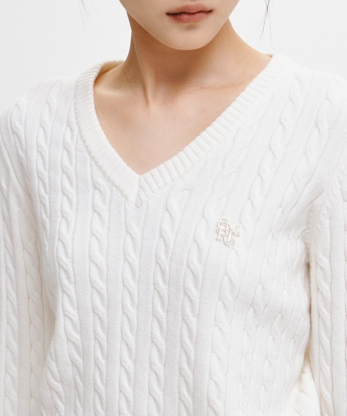 GENERAL IDEA(ジェネラルアイデア)の「【GENERAL IDEA】GNRLロゴウールケーブルVネックニットプルオーバー / WOOL CABLE V-NECK PULLOVER(ニット/セーター・レディース・グレー/ホワイト/ネイビー/ブラック・S/M/L)」の7枚目の写真