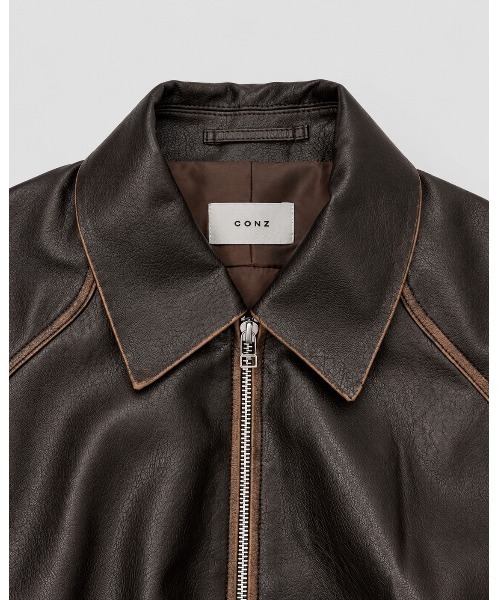 CONZ(コンズ)の「balloon blouson vintage faux leather(ブルゾン・メンズ・ブラック/ダークブラウン・2/1/3)」の4枚目の写真