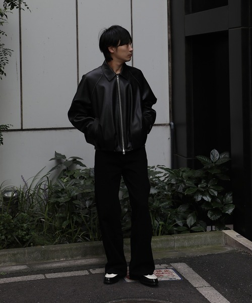CONZ(コンズ)の「balloon blouson vintage faux leather(ブルゾン・メンズ・ブラック/ダークブラウン・2/1/3)」の11枚目の写真