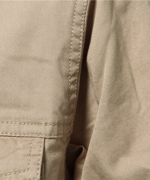 LBC(エルビーシー)の「コットンツイルノーカラーブルゾン(ブルゾン・レディース・オリーブ/ベージュ・LARGE/MEDIUM)」の7枚目の写真