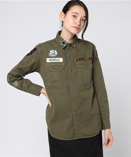 CUBE SUGAR(キューブシュガー)の「高密度ツイル ワッペン付きミリタリーシャツ (シャツ/ブラウス・レディース・カーキ・M)」の1枚目の写真