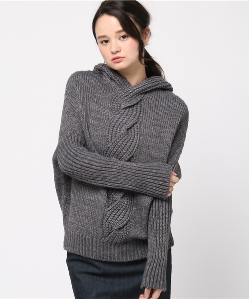 FIGARO Paris(フィガロパリ)の「MIKI MIALY ツイストモチーフフード付プルオーバー◆(ニット/セーター・レディース・グレー・36/40)」の9枚目の写真