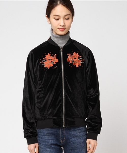 RAY CASSIN（レイカズン）の「ベロア刺繍×ボアリバーシブルブルゾン