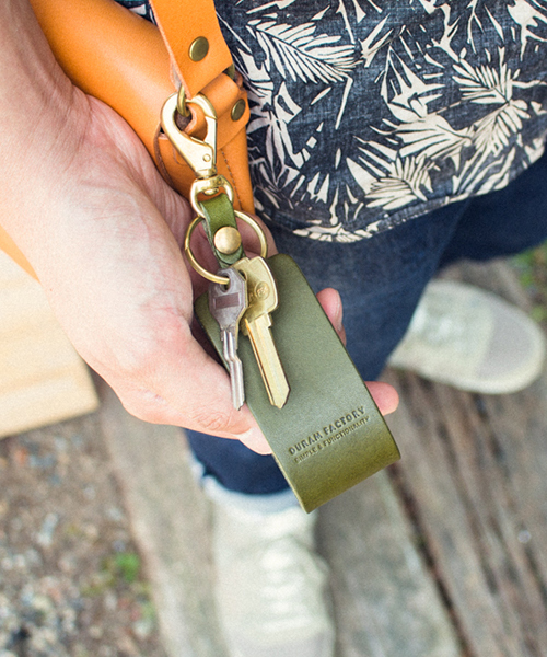 DURAM FACTORY（ドゥラムファクトリー）の「DURAM ドゥラム スマートキーホルダー レザー スマートキーケースカバー キーリング 車 Lサイズ（キーケース/キーアクセサリー・メンズ・ブラウン/ダークブラウン/レッド/グリーン/ブラック/ライトブラウン・FREE）」の11枚目の写真