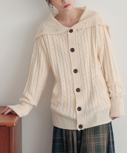 osharewalker(オシャレウォーカー)の「『ケーブルニットカーディガン』(カーディガン/ボレロ・レディース・グレー/モカ/ブラック/キナリ・FREE)」の6枚目の写真