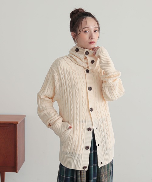 osharewalker(オシャレウォーカー)の「『ケーブルニットカーディガン』(カーディガン/ボレロ・レディース・グレー/モカ/ブラック/キナリ・FREE)」の7枚目の写真