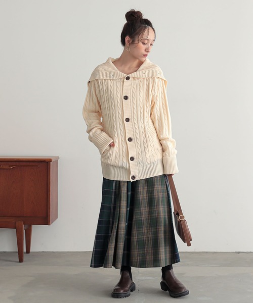 osharewalker(オシャレウォーカー)の「『ケーブルニットカーディガン』(カーディガン/ボレロ・レディース・グレー/モカ/ブラック/キナリ・FREE)」の9枚目の写真